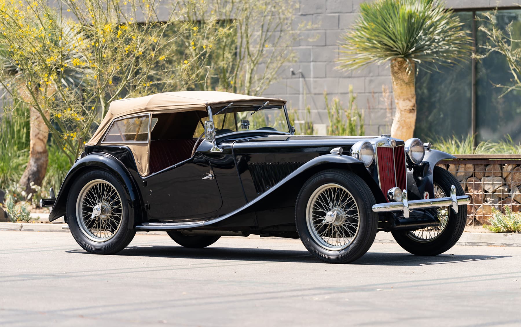 1949 MG TC sold for $61,600