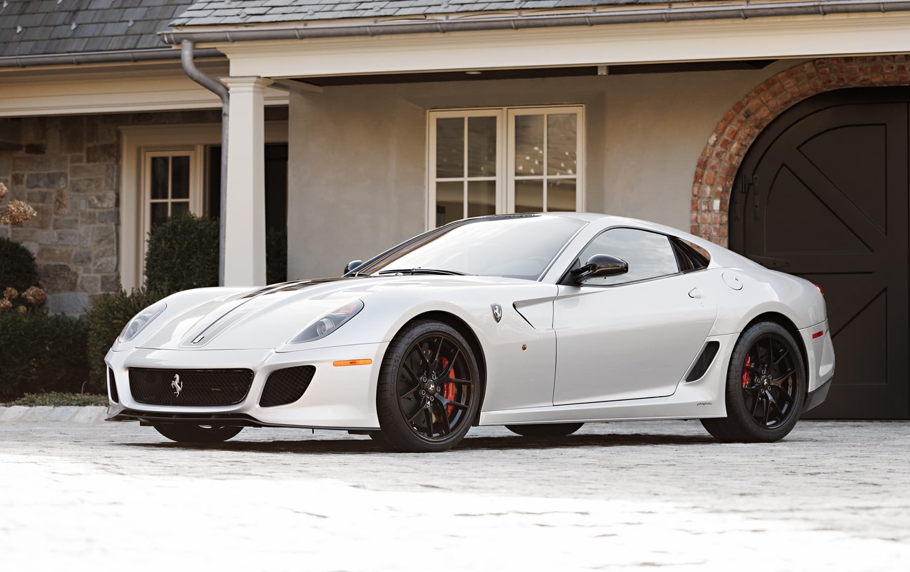 2011 Ferrari 599 GTO sold for $907,000