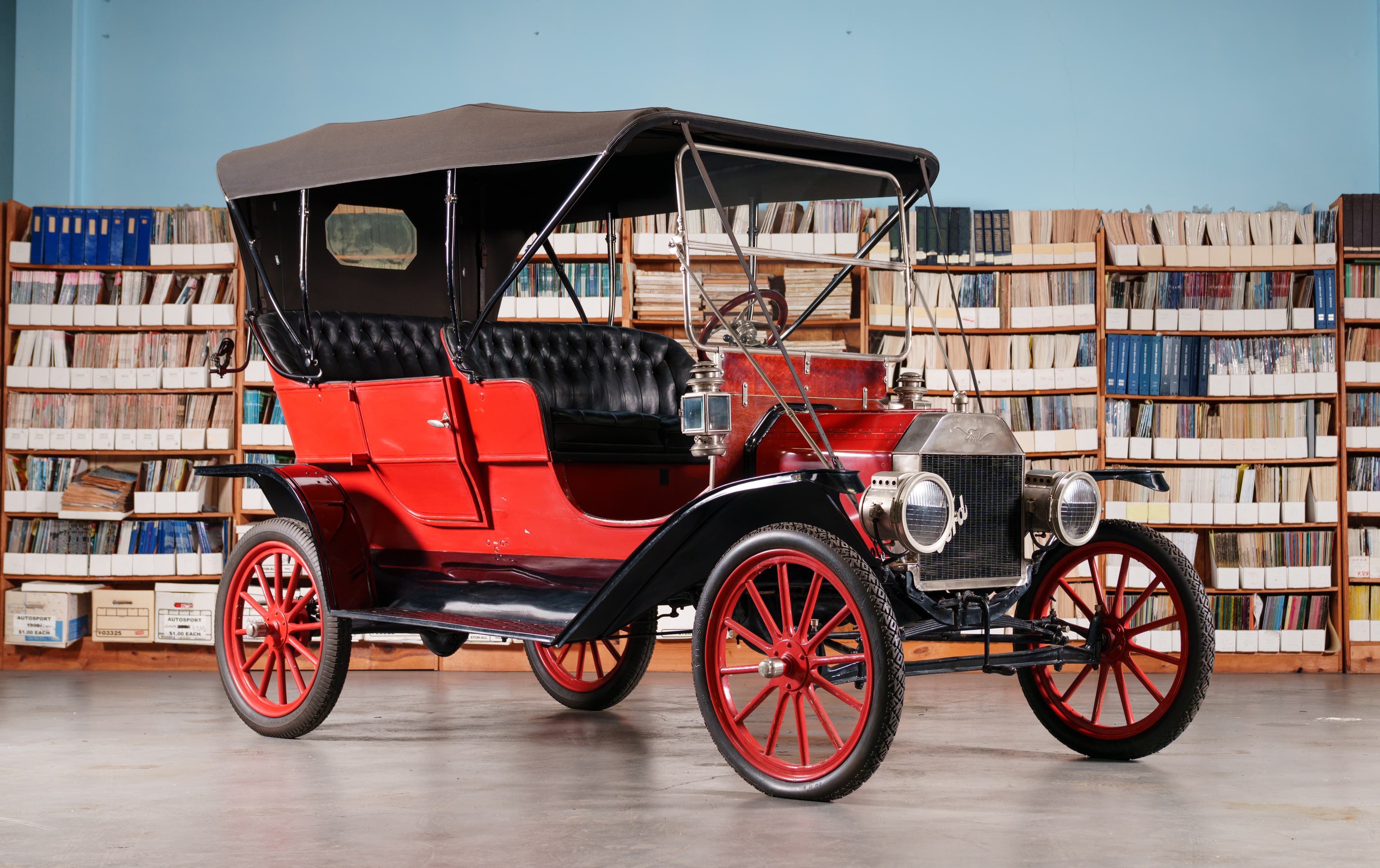 1910 Ford Model T Touring sold for $20,160