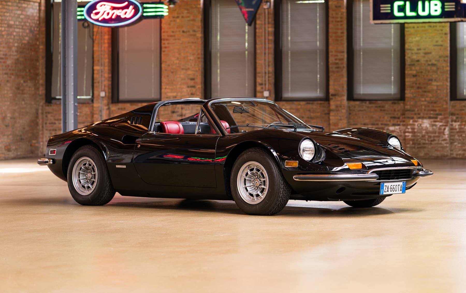 1974 Ferrari Dino 246 GTS sold for $1,028,000
