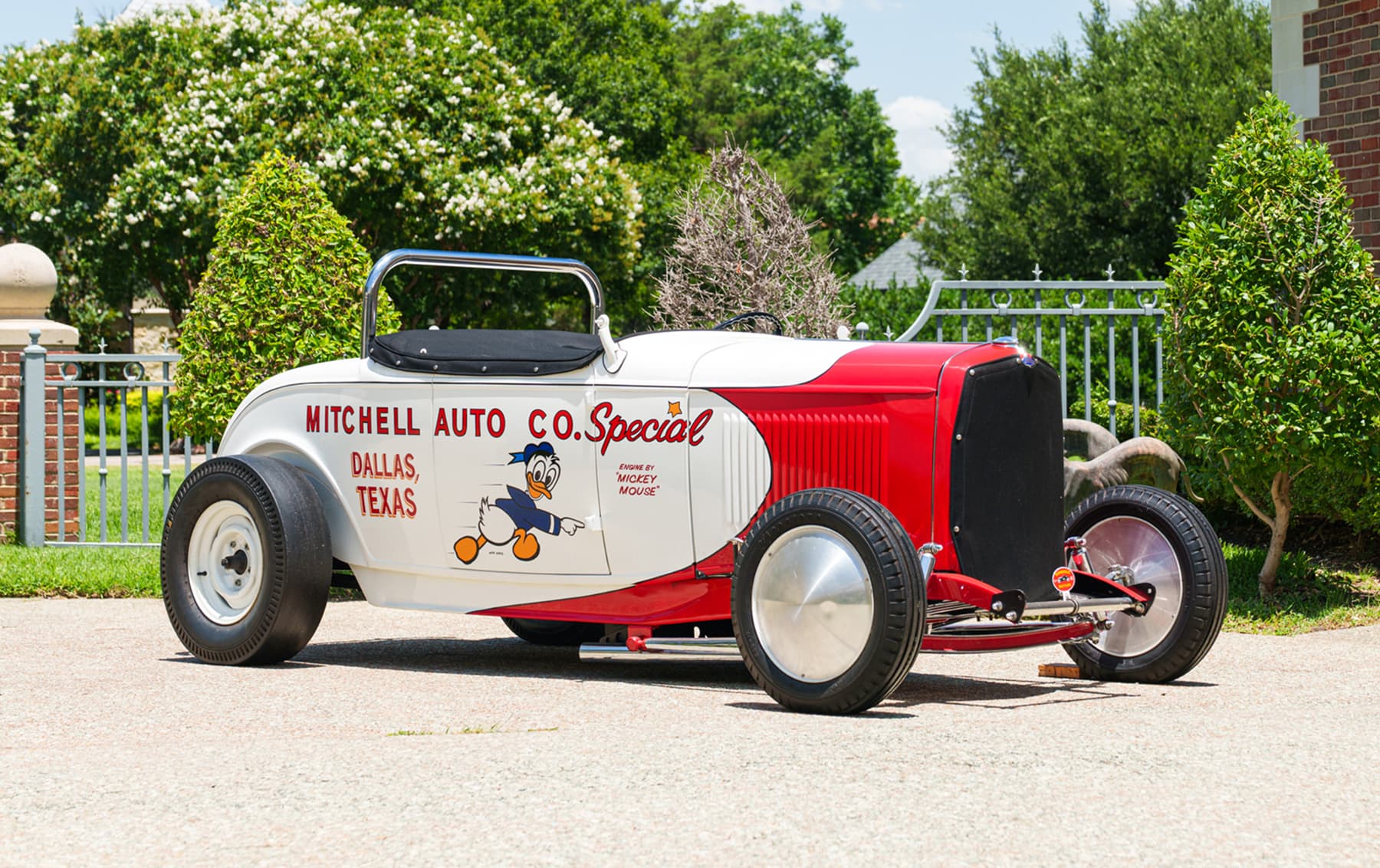 1932 Ford 'Mitchell Auto Co. Special' Roadster sold for $0