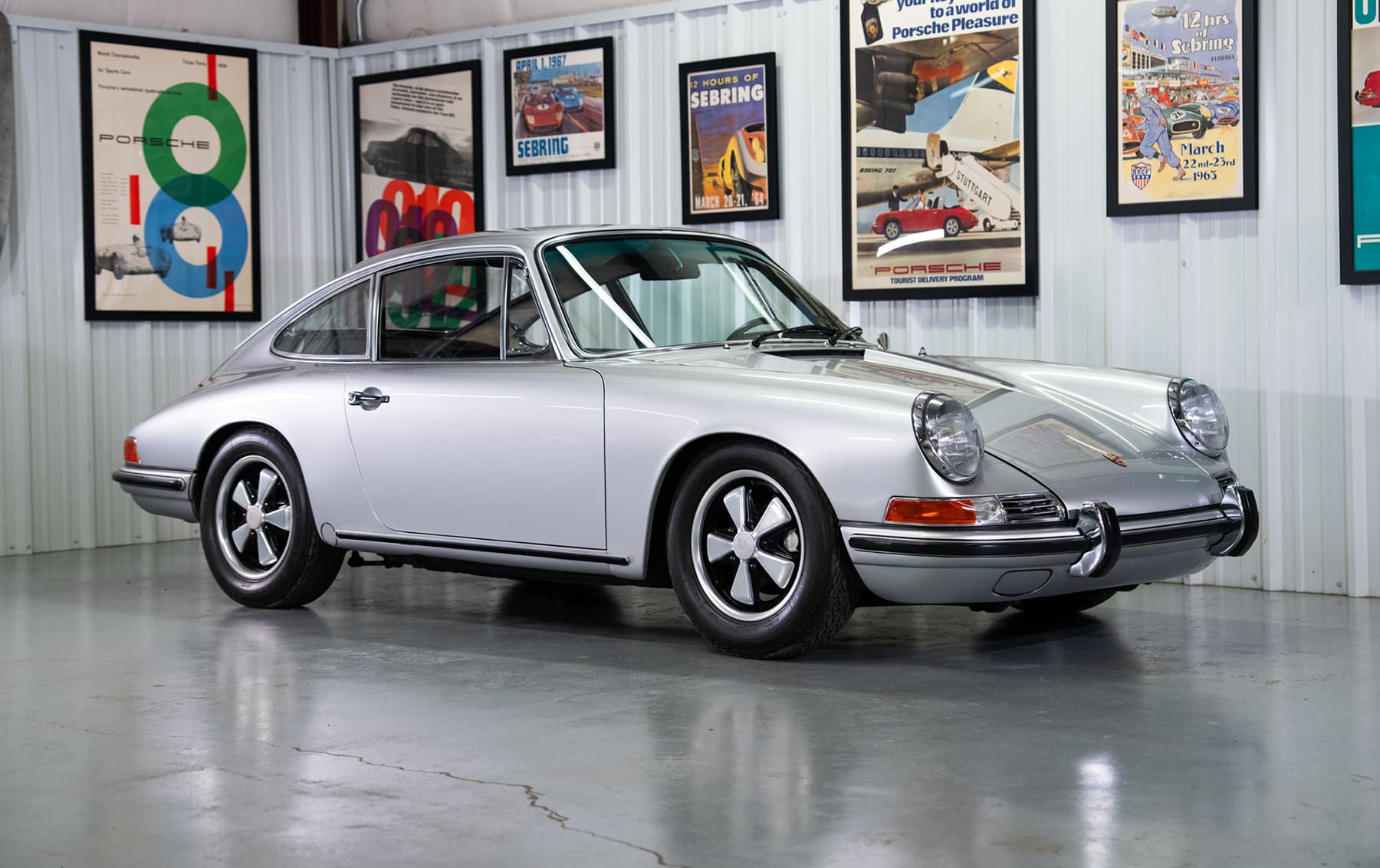 1968 Porsche 911 2.0 S sold for $151,200