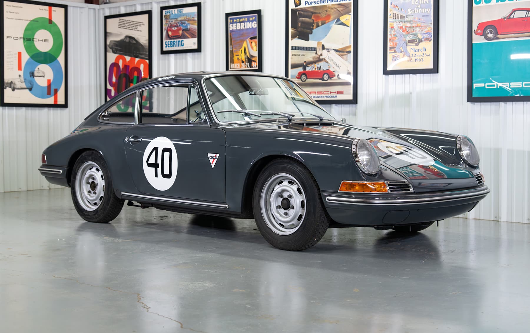 1965 Porsche 911 sold for $168,000