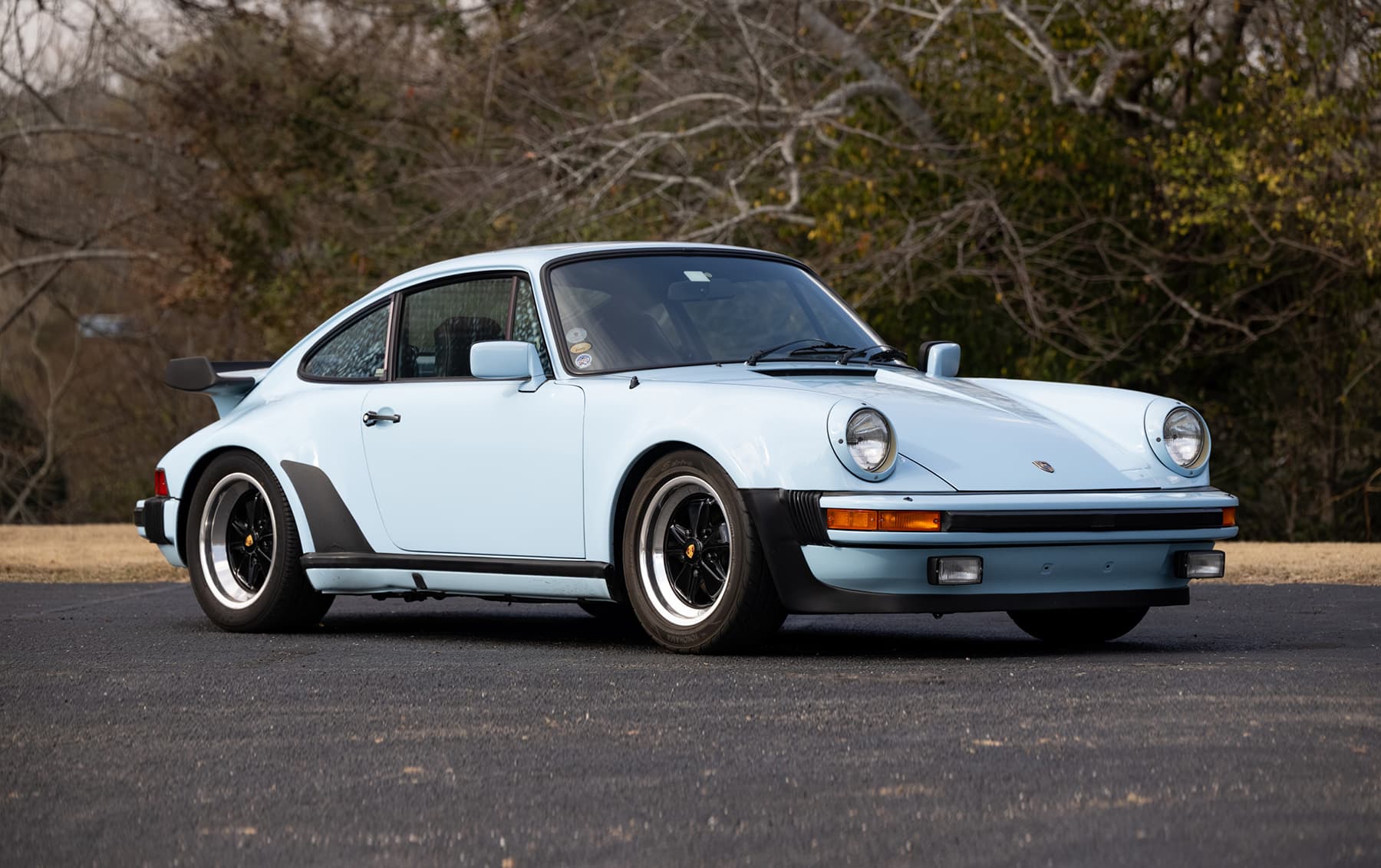 1979 Porsche 930 sold for $229,600