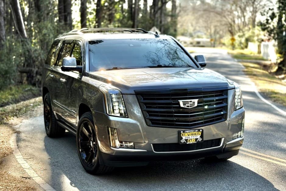 2018 Cadillac Escalade K2XL (2015-2020) sold for $53,000