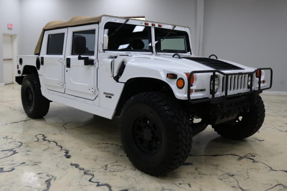 1998 Hummer H1 sold for $65,500
