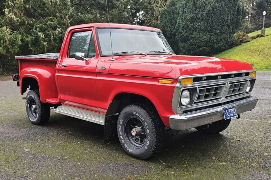 1977 Ford F-Series 1973-1979 sold for $12,000