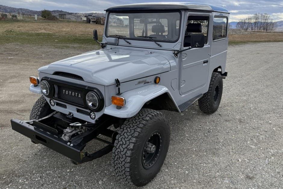 1970 Toyota Land Cruiser FJ40 sold for $44,000