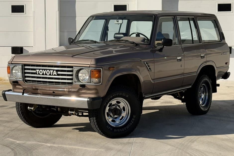 1986 Toyota Land Cruiser 60-Series sold for $33,000