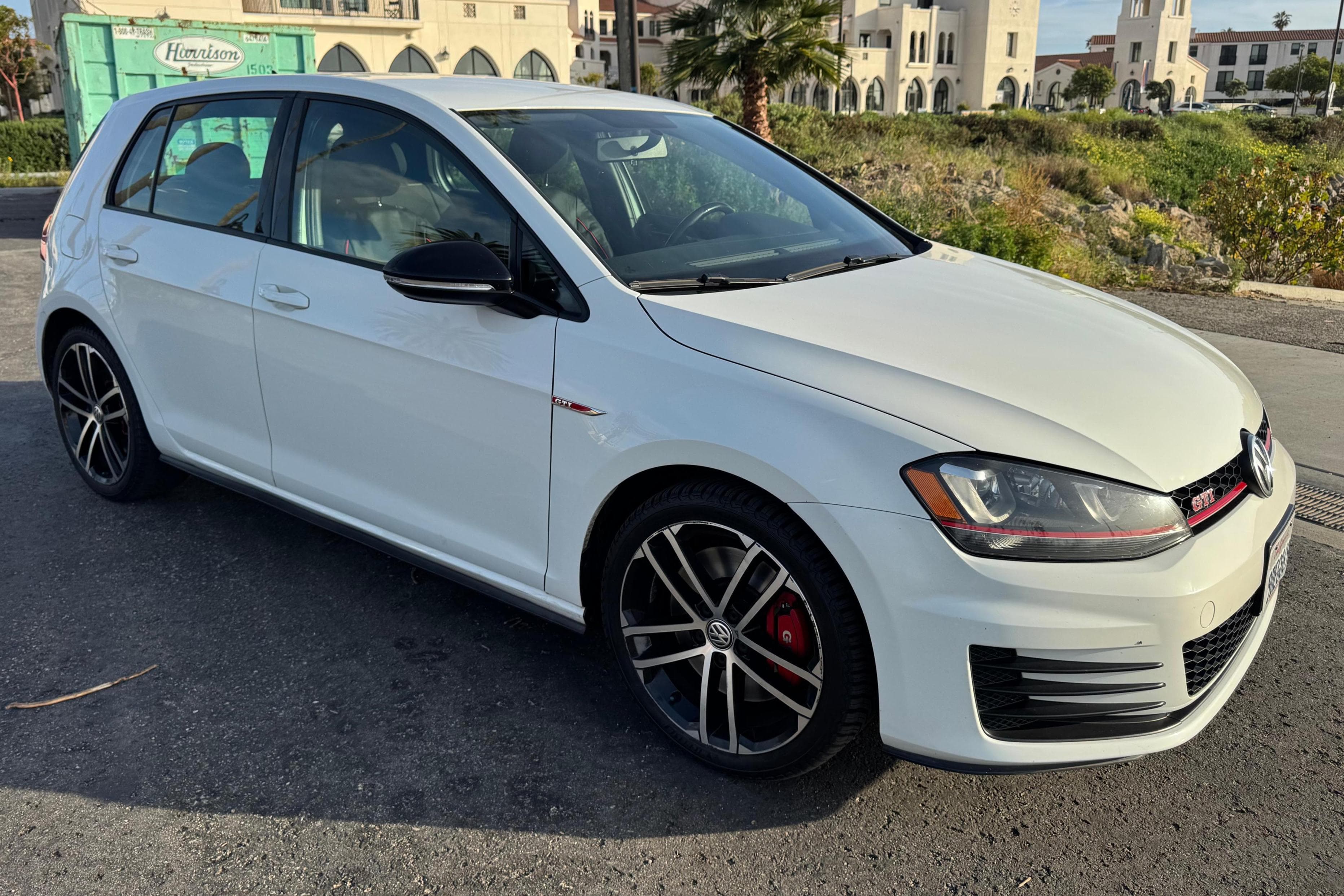 2017 Volkswagen Mk7 GTI sold for $13,800