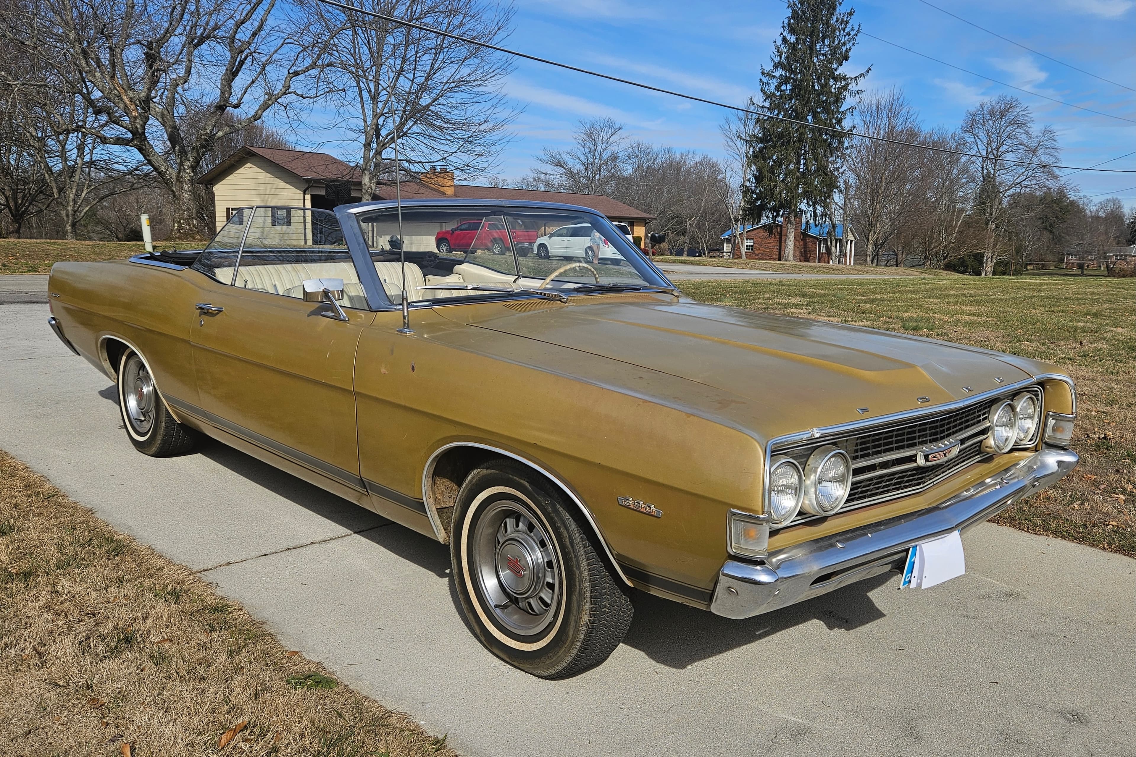1968 Ford Torino sold for $11,250