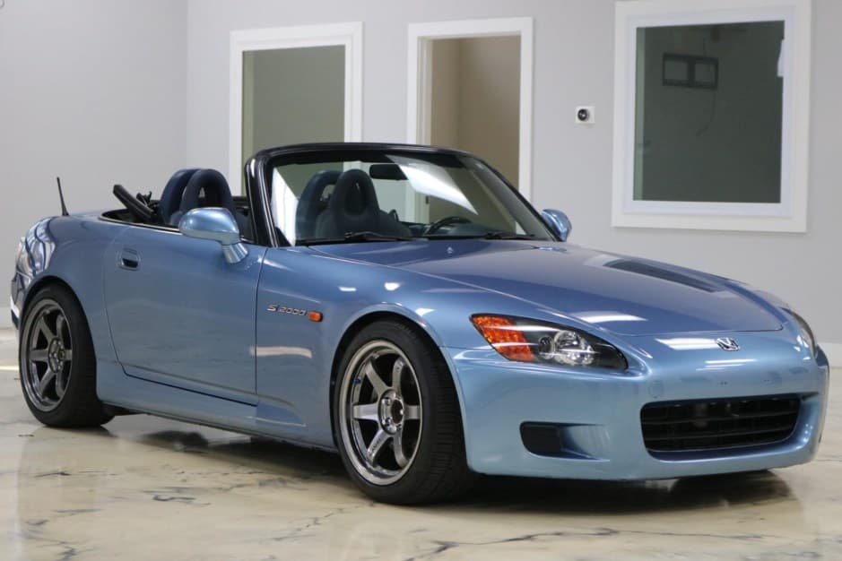 2002 Honda AP1 S2000 sold for $17,250