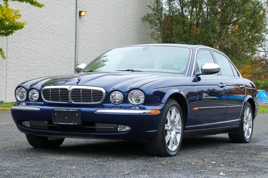 2004 Jaguar X350/X356/X358 XJ (2004-2009) sold for $23,996