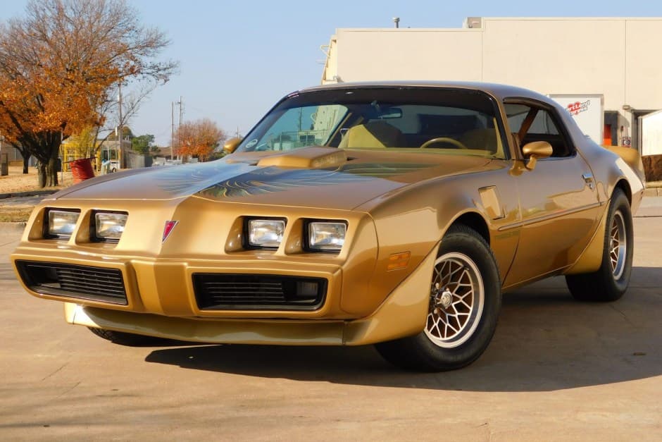 1979 Pontiac Firebird (2nd Generation – 1970-1981) sold for $22,000