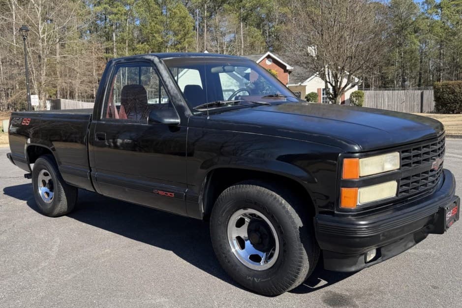 1990 Chevrolet 454 SS sold for $27,500