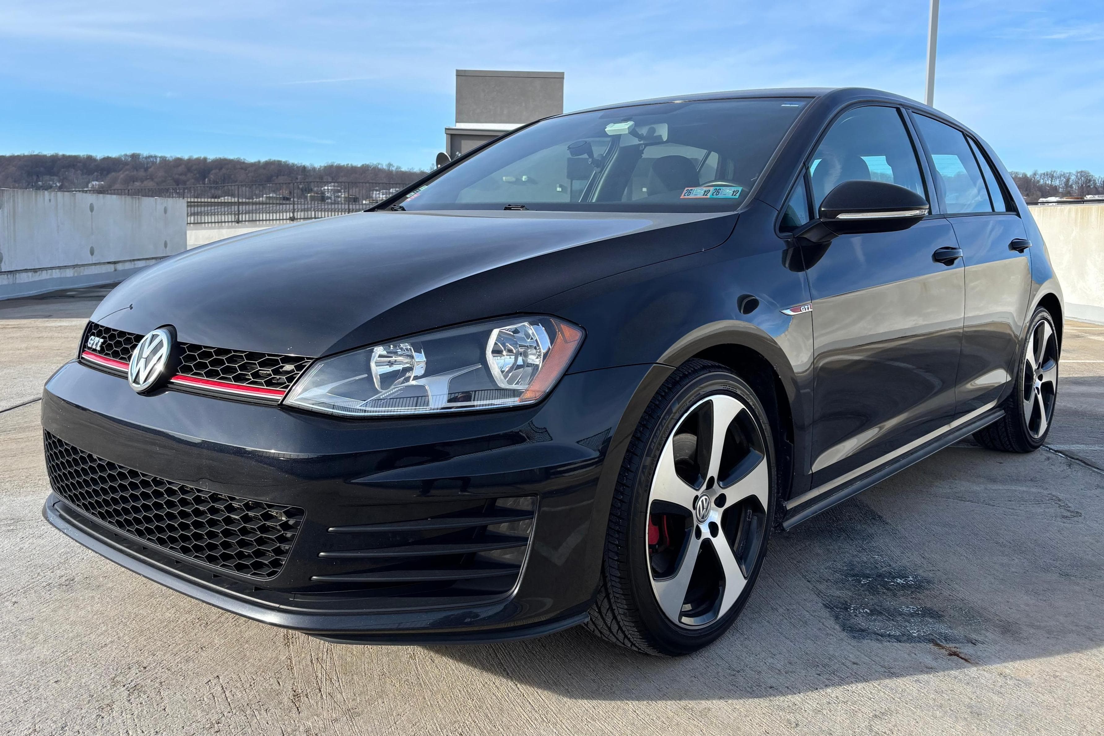 2015 Volkswagen Mk7 GTI sold for $11,600