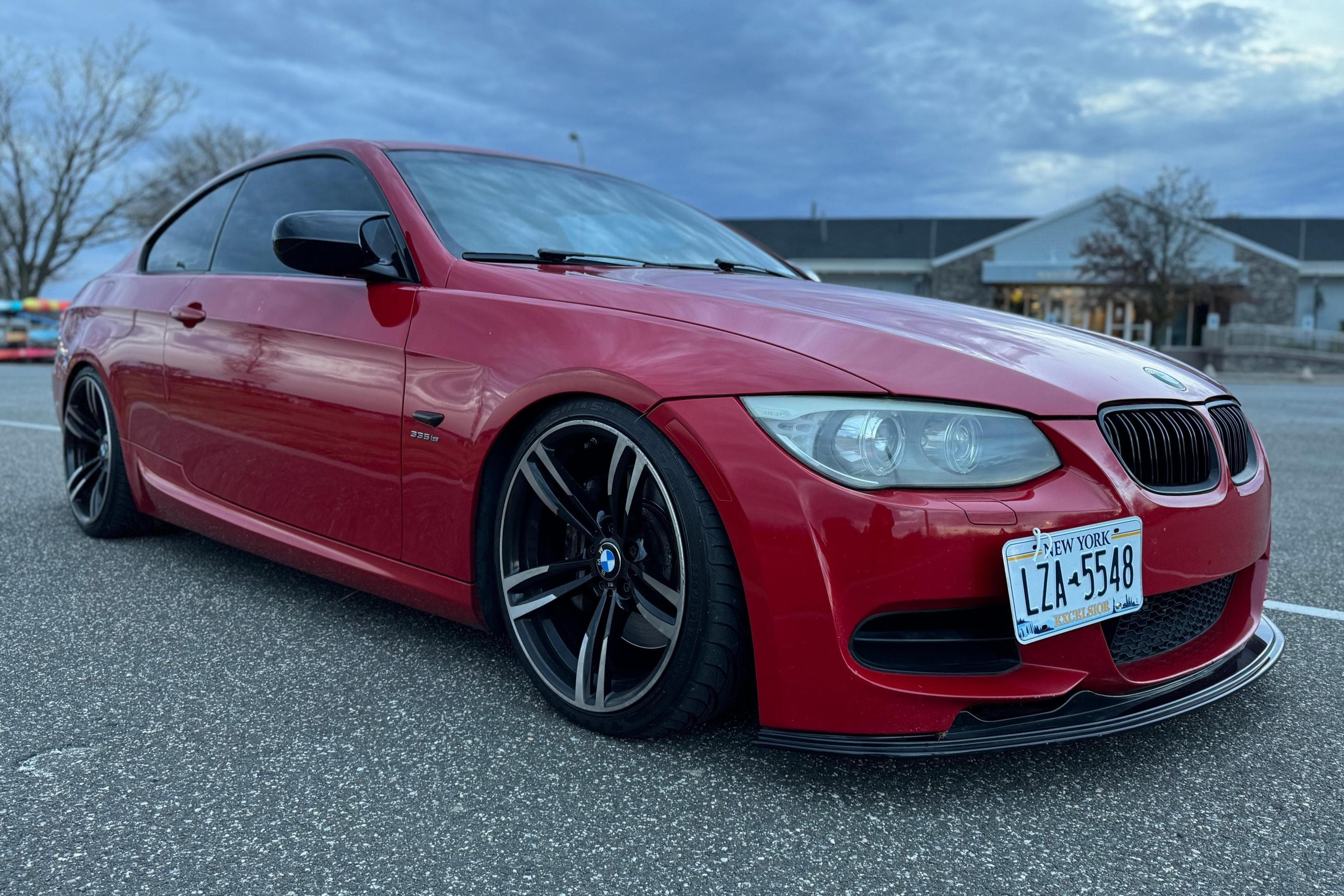 2011 BMW 3 Series sold for $10,100