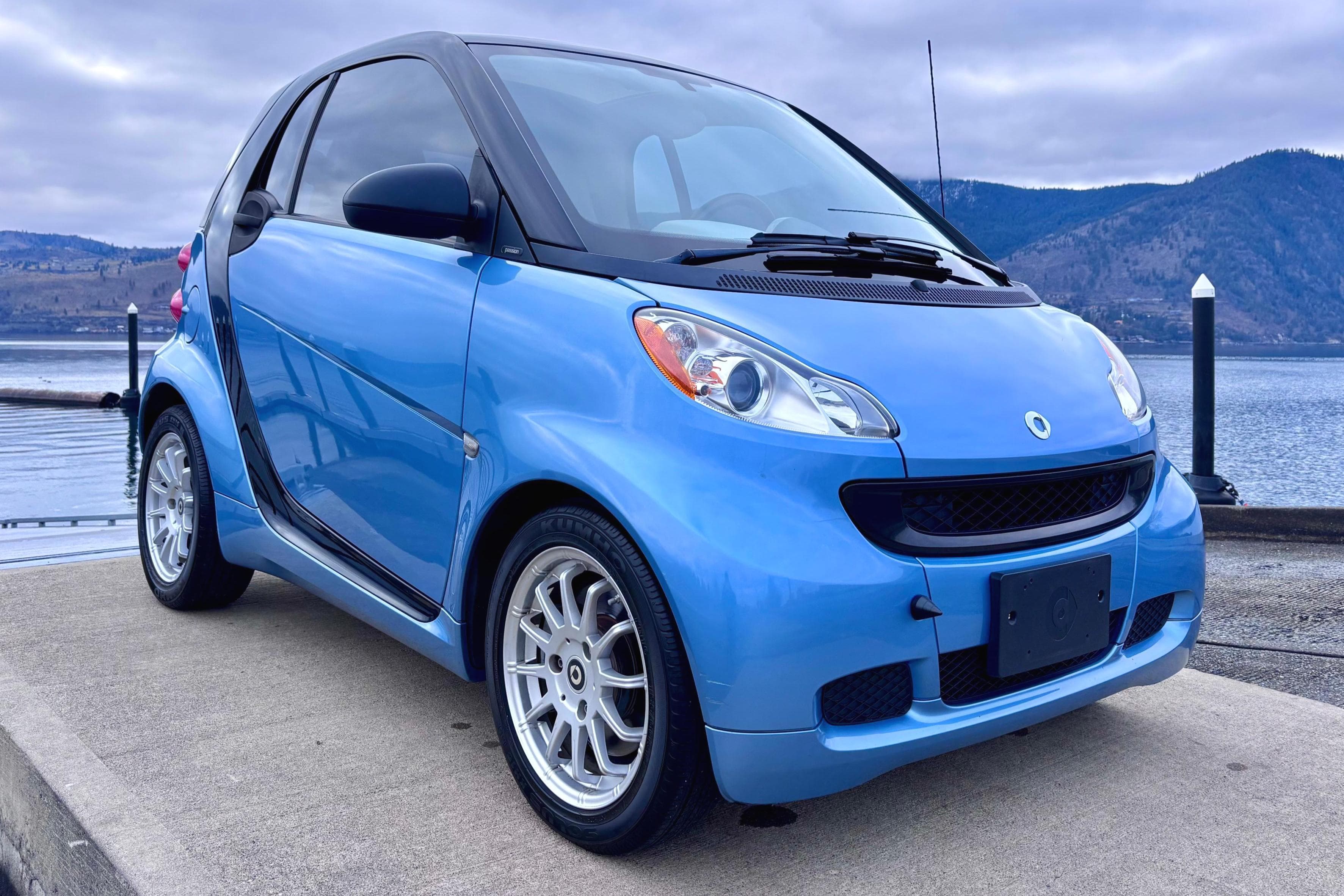 2011 Smart Fortwo sold for $3,800