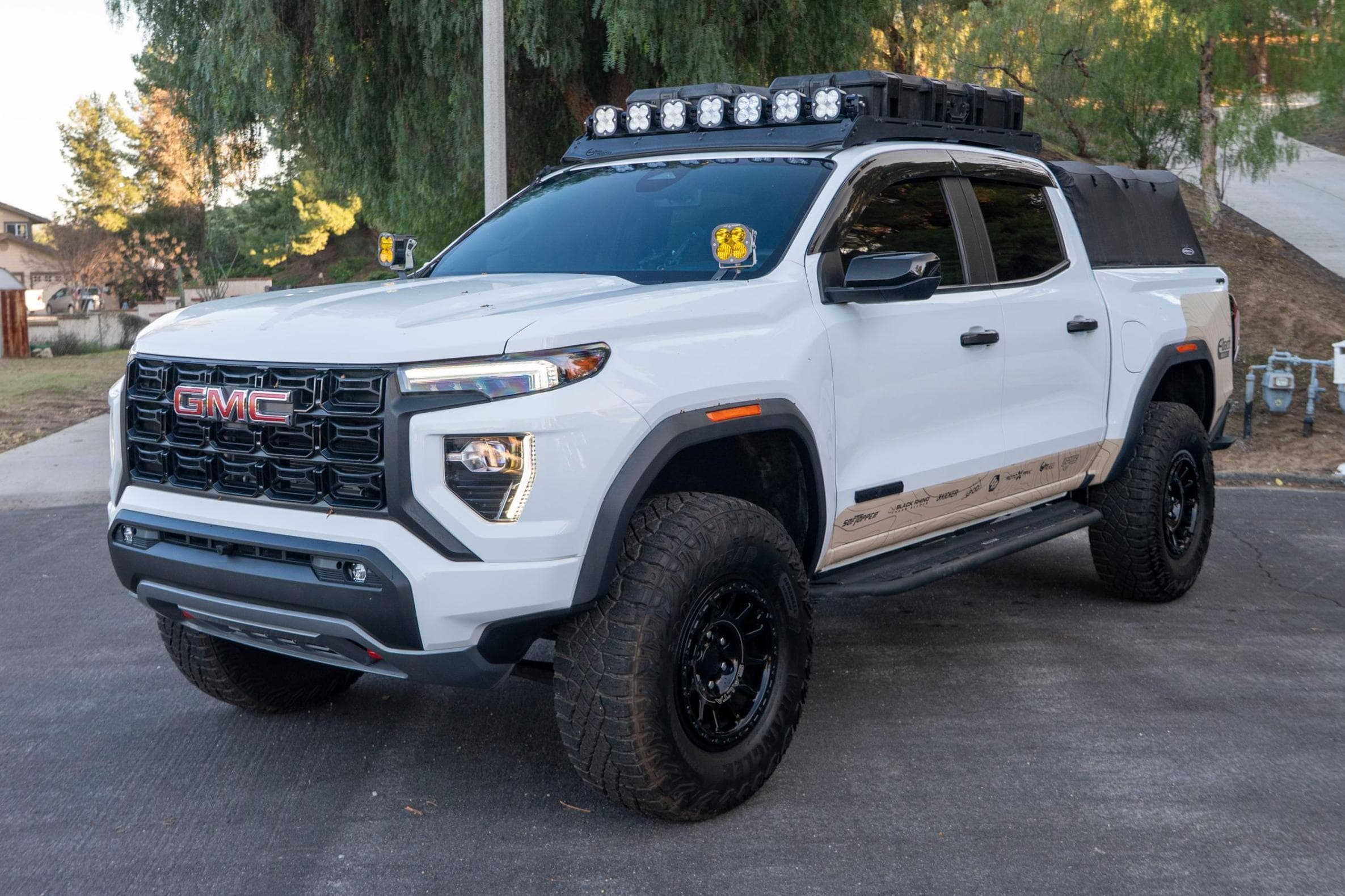 2023 GMC Canyon sold for $28,750