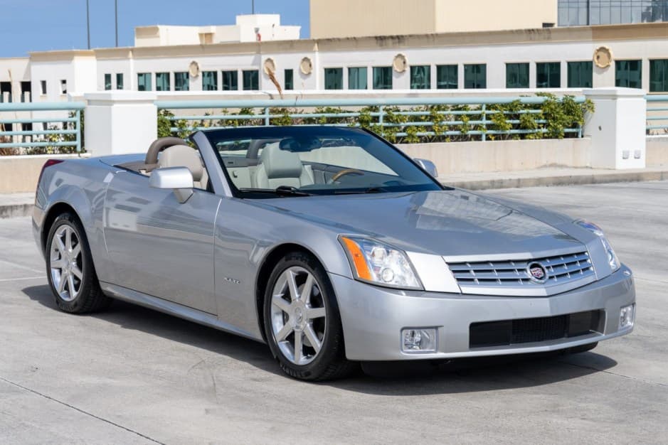 2005 Cadillac XLR sold for $20,445