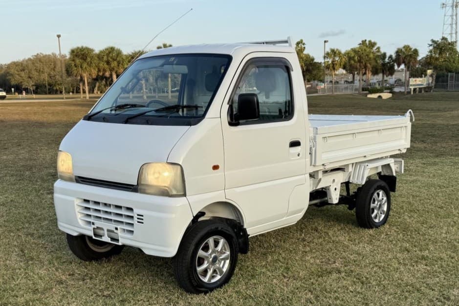1999 Suzuki Carry sold for $8,300