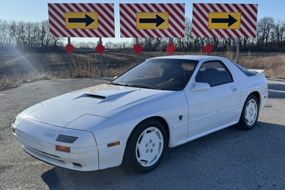 1988 Mazda RX-7 FC sold for $24,000