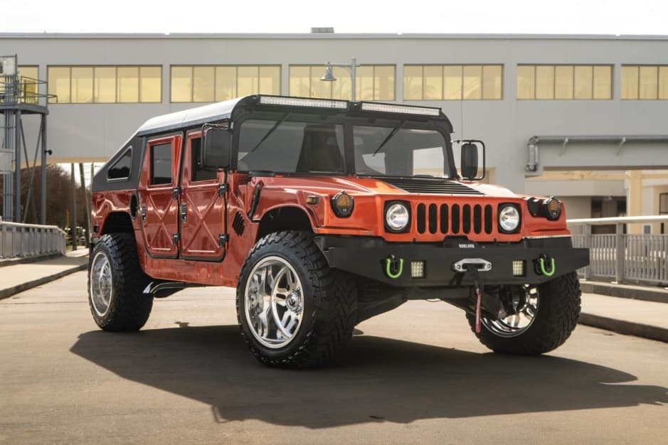 0 Hummer HMMWV/Humvee sold for $93,000
