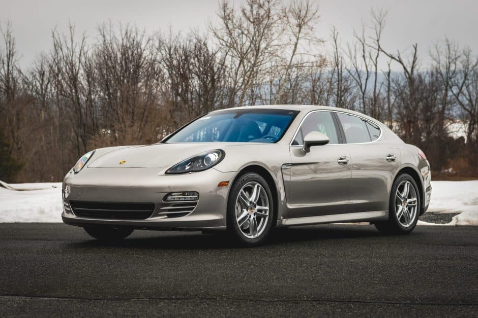 2013 Porsche Panamera sold for $30,250