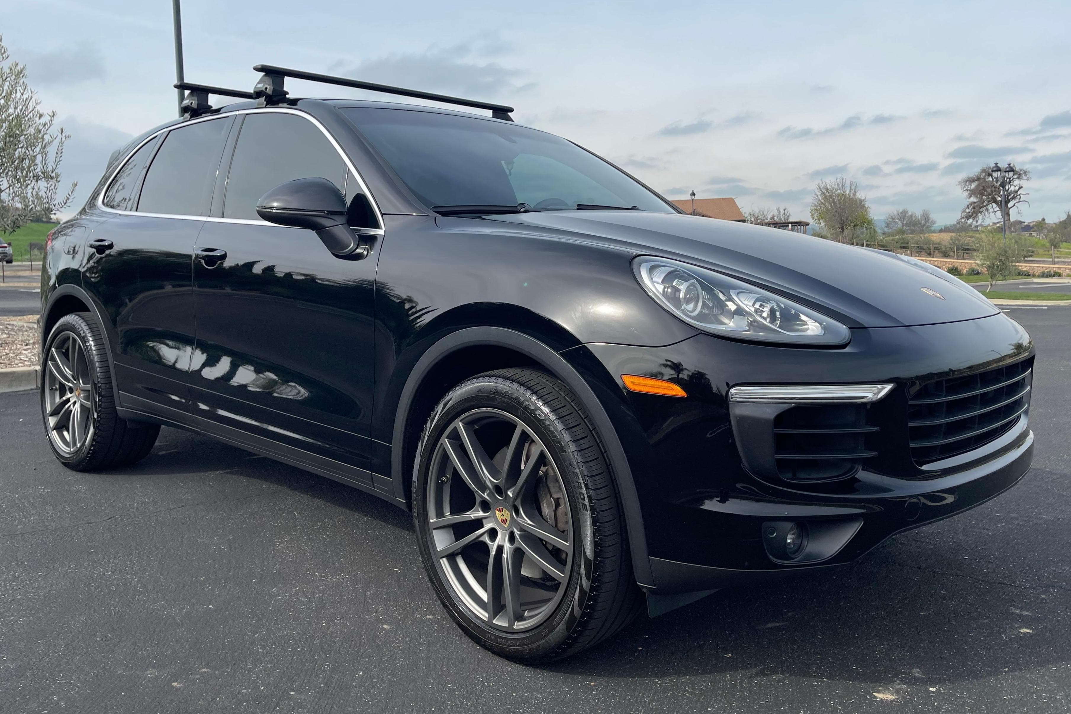 2015 Porsche Cayenne sold for $17,500