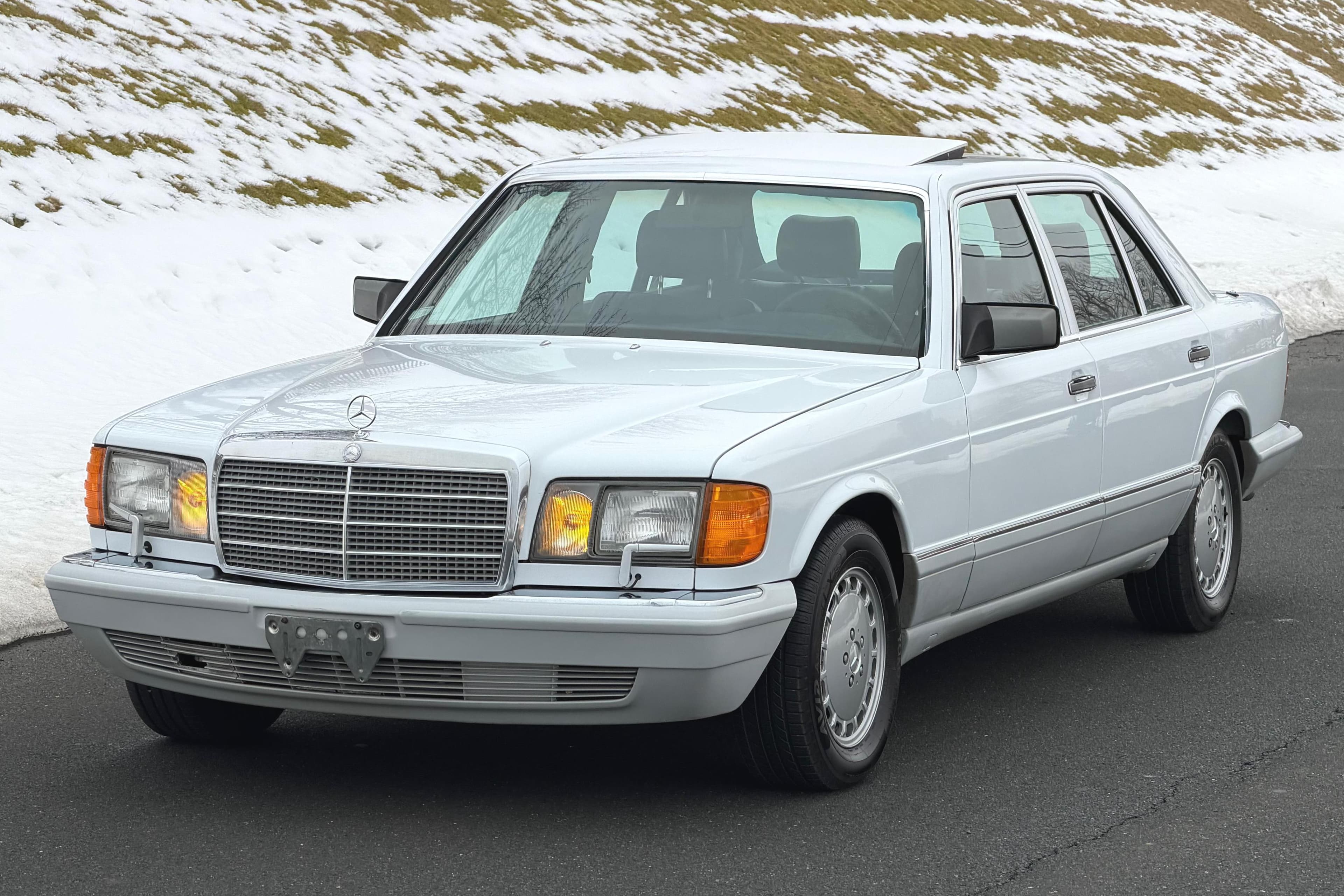 1991 Mercedes-Benz S-Class sold for $7,000
