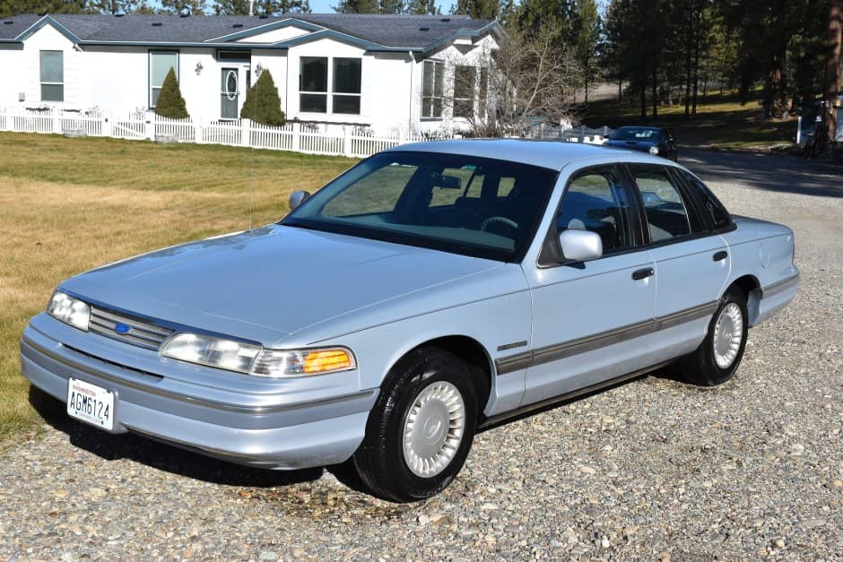 1994 Ford Crown Victoria sold for $6,300