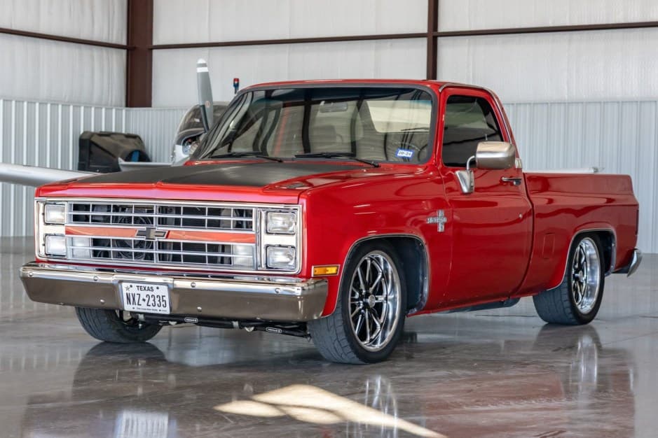 1986 Chevrolet C/K (1973-1991) sold for $40,000