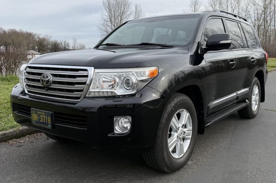 2014 Toyota Land Cruiser 200-Series sold for $45,000