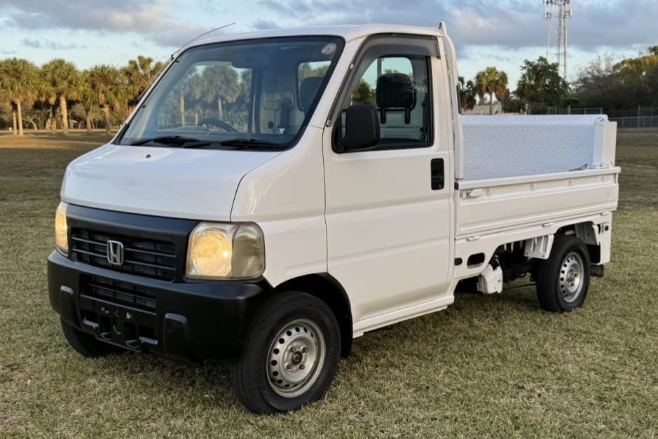 1999 Honda Acty sold for $6,500