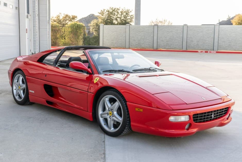 1995 Ferrari F355 sold for $266,000