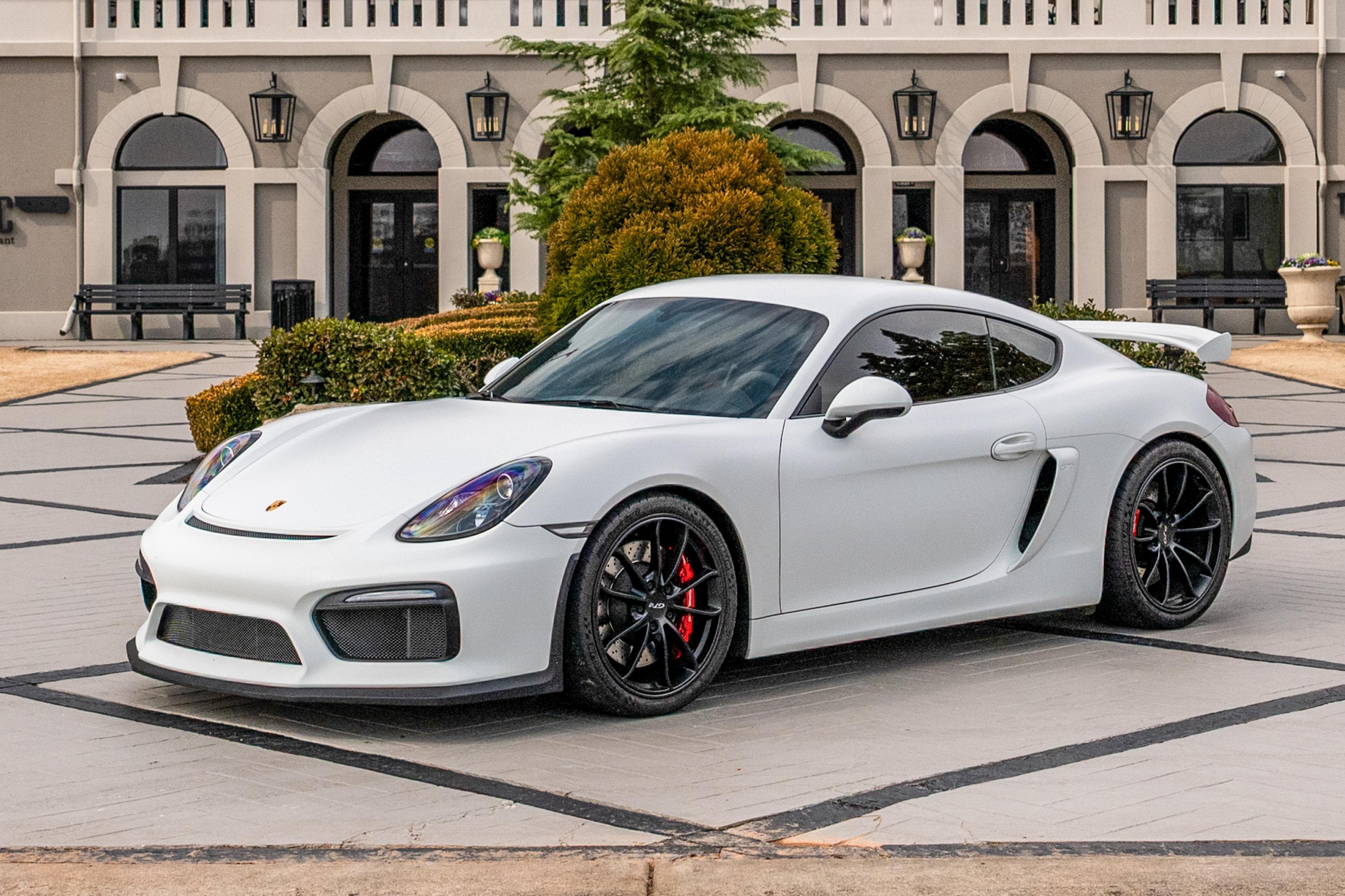 2016 Porsche 981 Cayman sold for $103,600