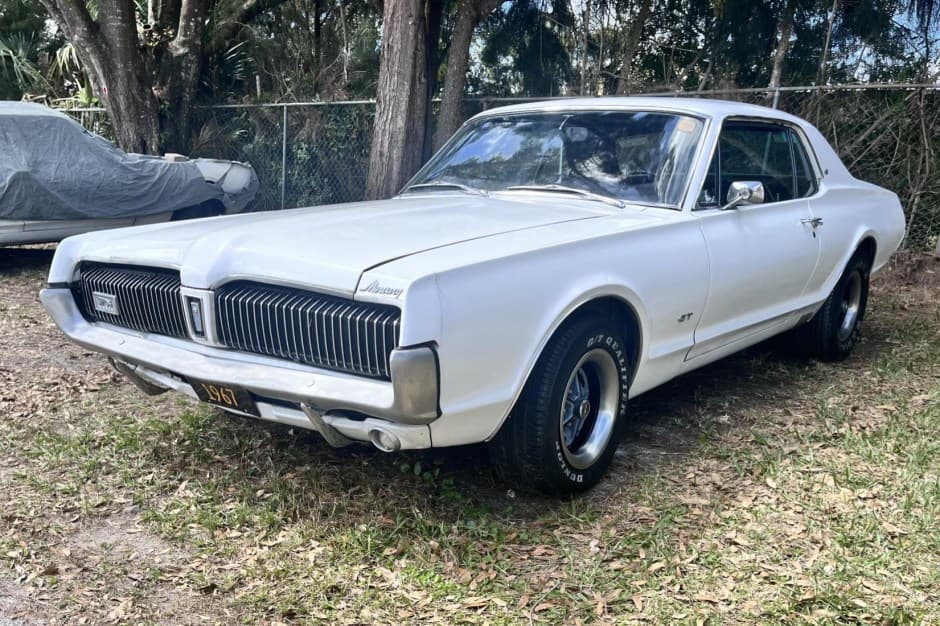 1967 Mercury Cougar sold for $16,000
