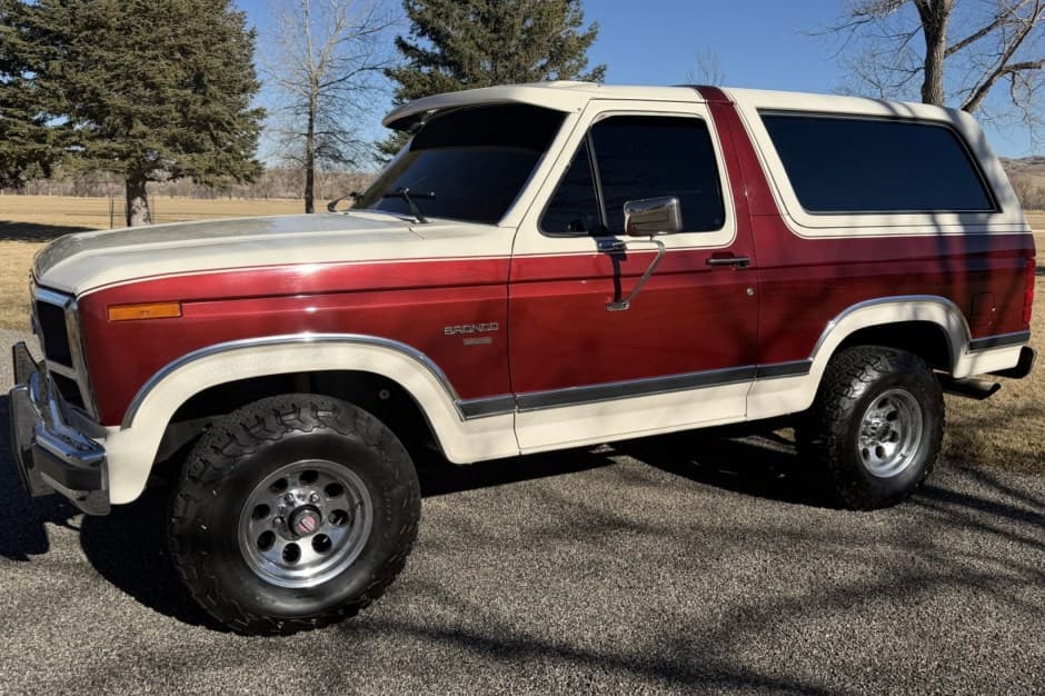1986 Ford Bronco 3rd Generation 1980-1986 sold for $50,000