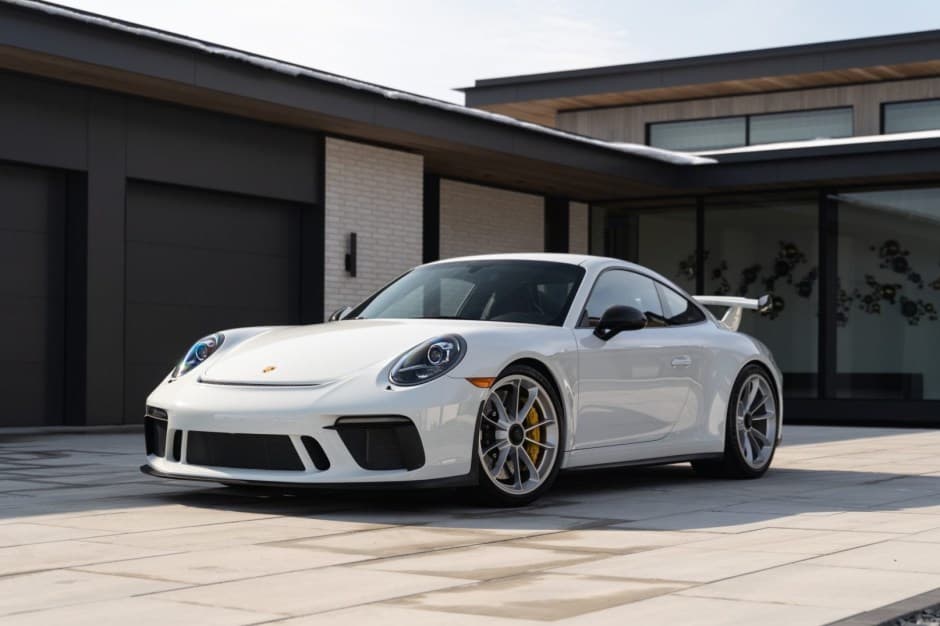2018 Porsche 991 911 GT3 sold for $217,000