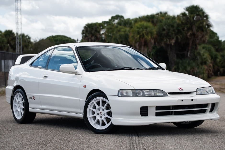 1999 Acura Integra Type R sold for $31,000