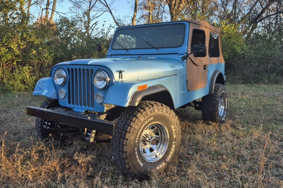 1983 Jeep CJ-7 sold for $15,450