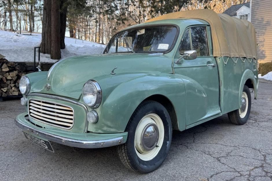 1967 Morris Minor sold for $5,600