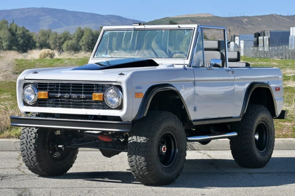 1973 Ford Bronco U13/U14/U15 1966-1977 sold for $63,500