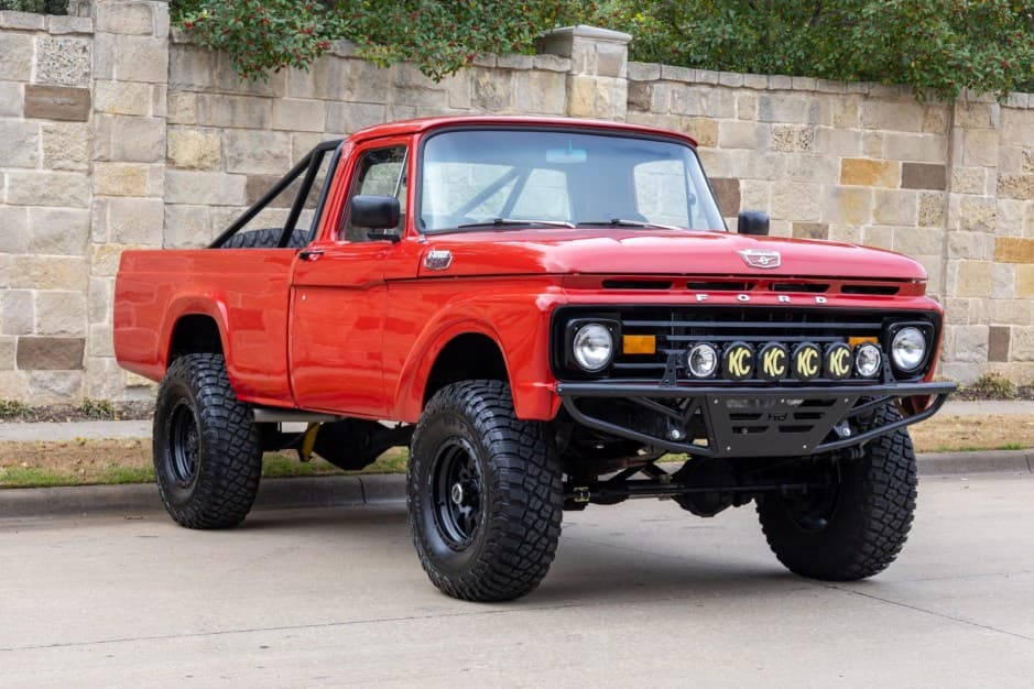 1963 Ford F-Series 1961-1966 sold for $45,300