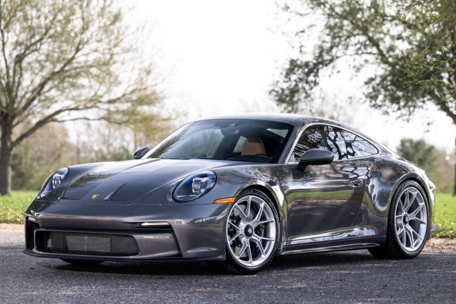 2024 Porsche 992 911 GT3 sold for $305,000