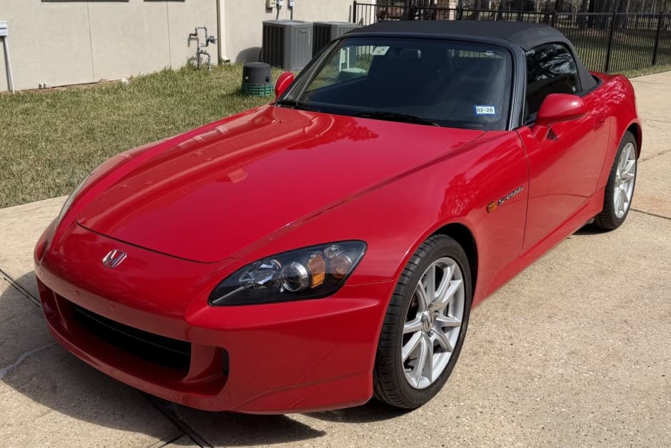 2005 Honda AP2 S2000 sold for $31,000