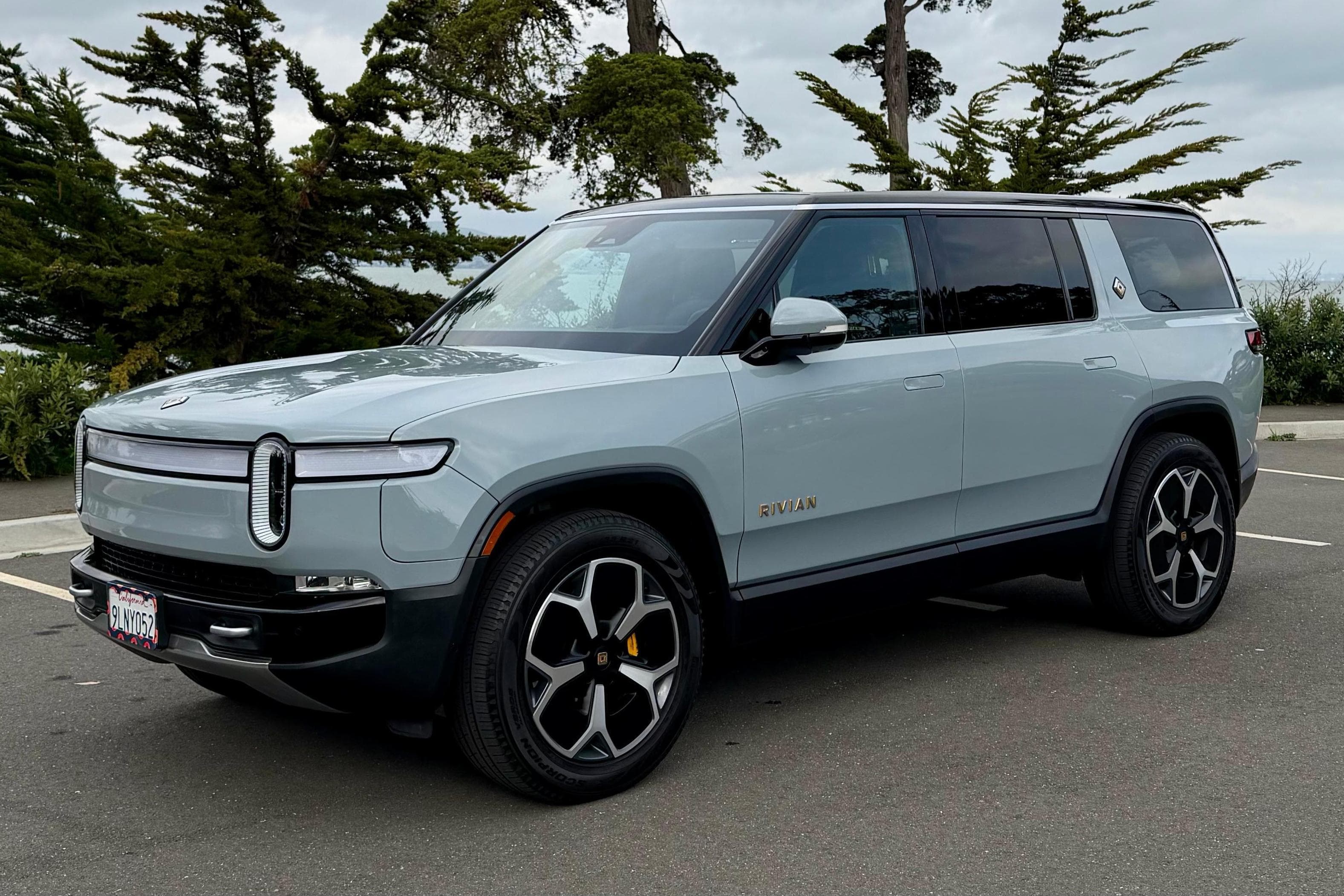 2024 Rivian R1S sold for $61,000