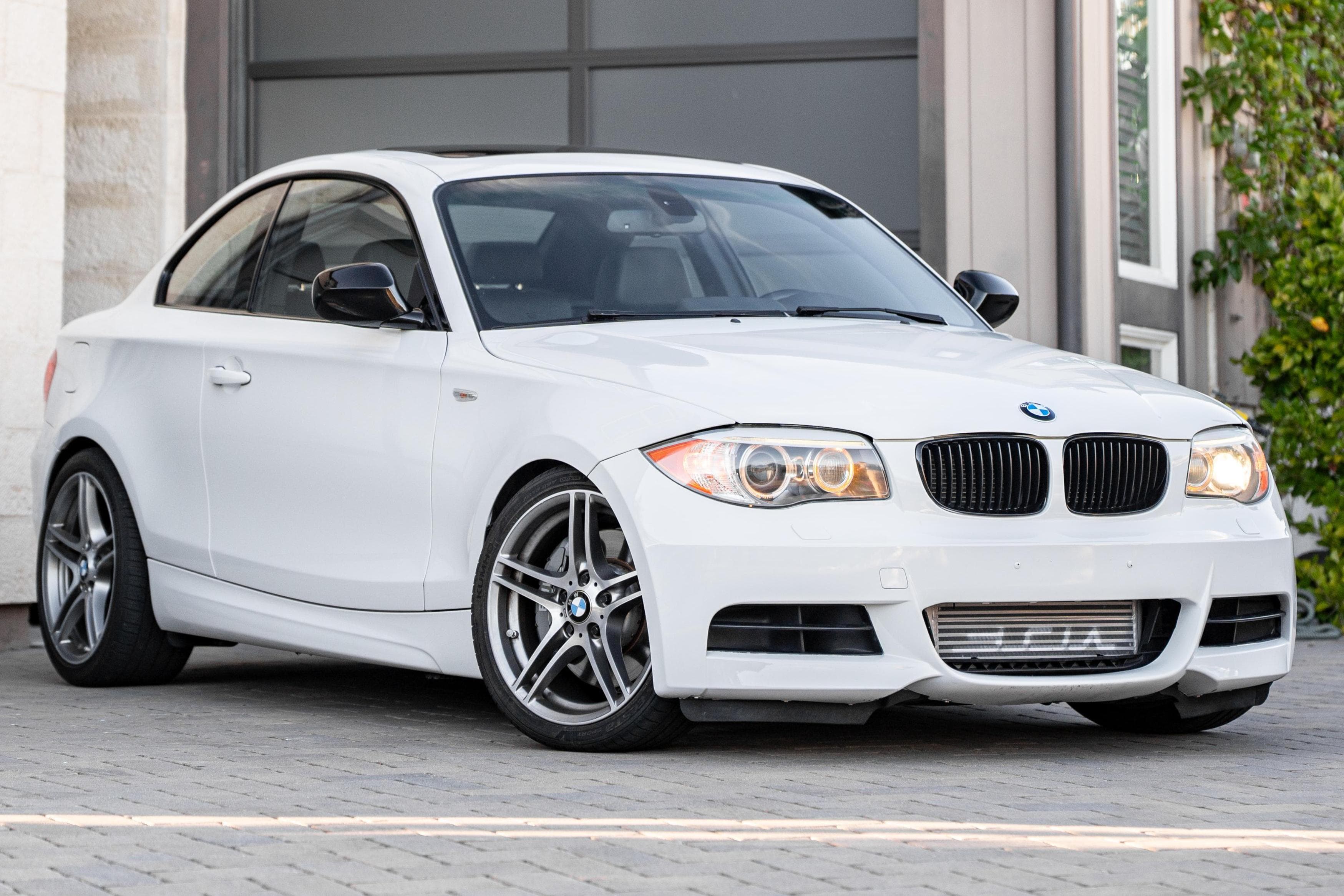 2013 BMW 1 Series sold for $15,500