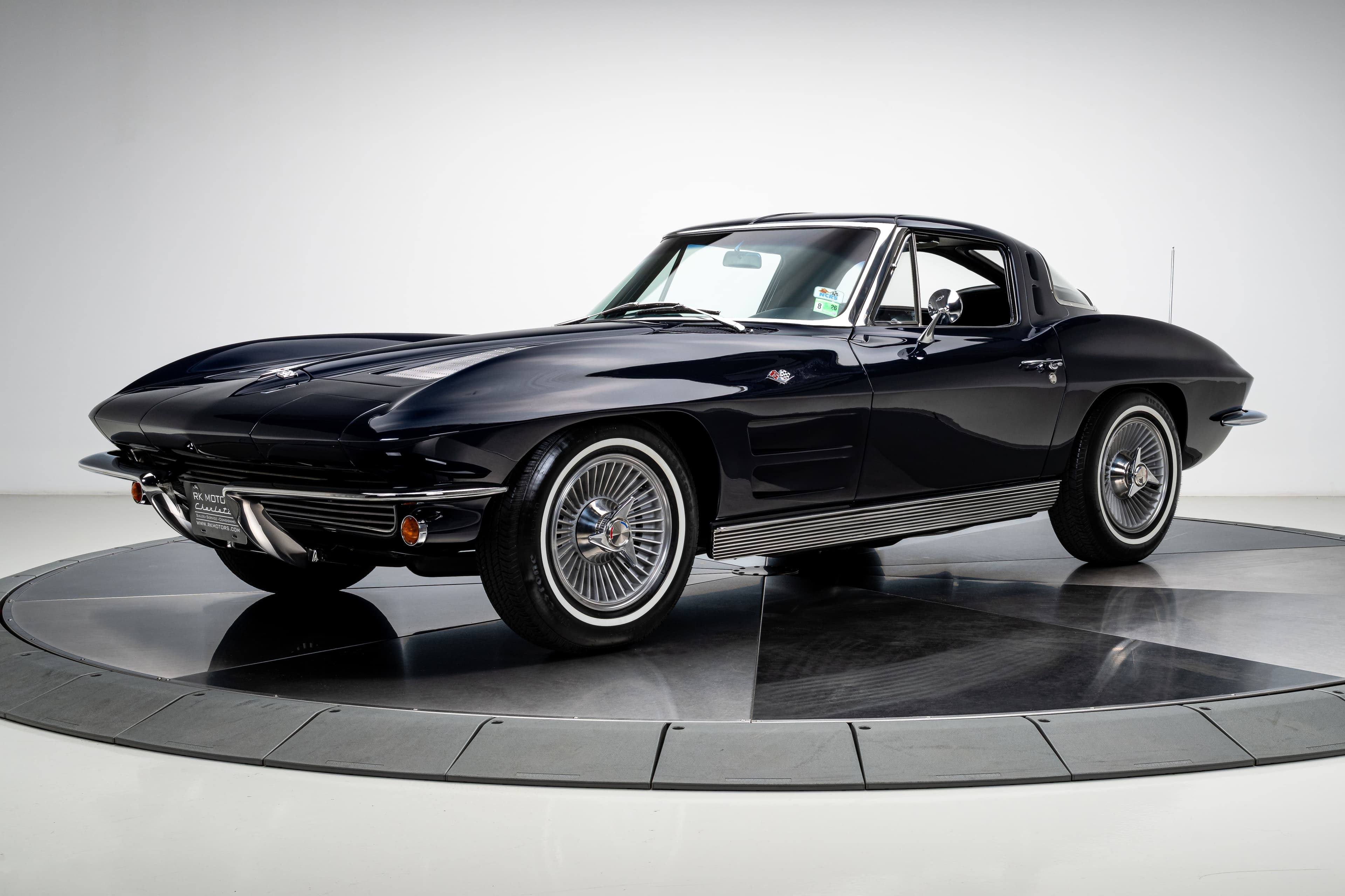 1963 Chevrolet Corvette sold for $200,000