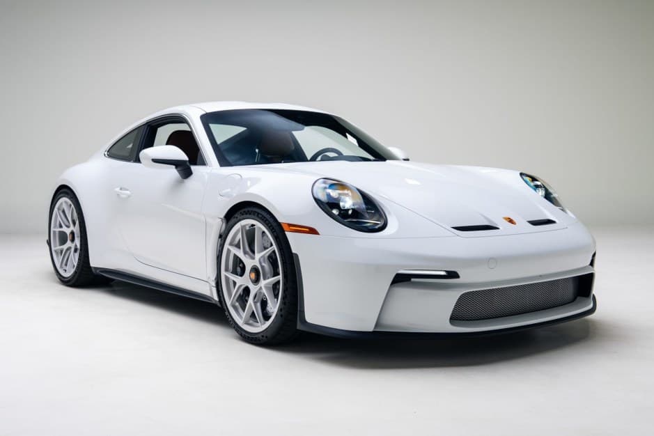 2024 Porsche 992 911 S/T sold for $625,000